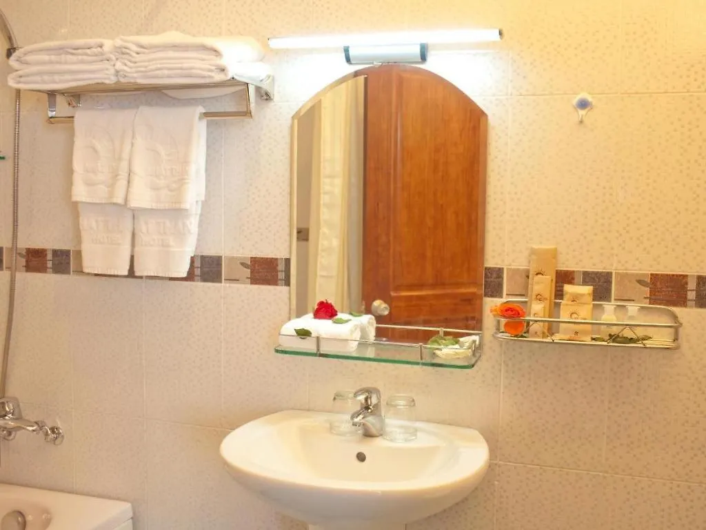 Nhat Thanh Hotel Nha Trang