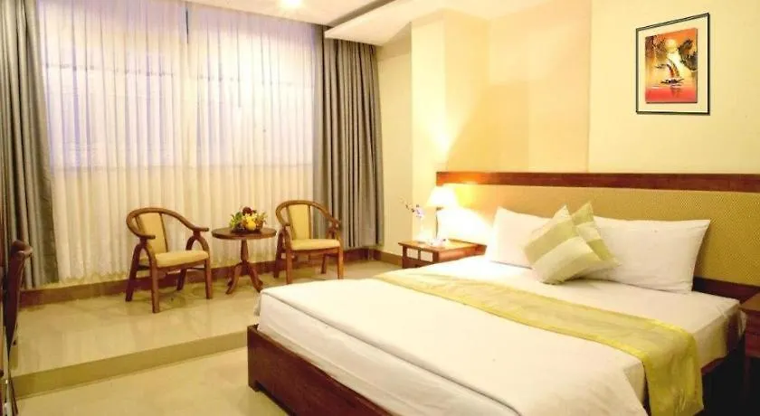Nhat Thanh Hotel Nha Trang 3*,  Vietnam